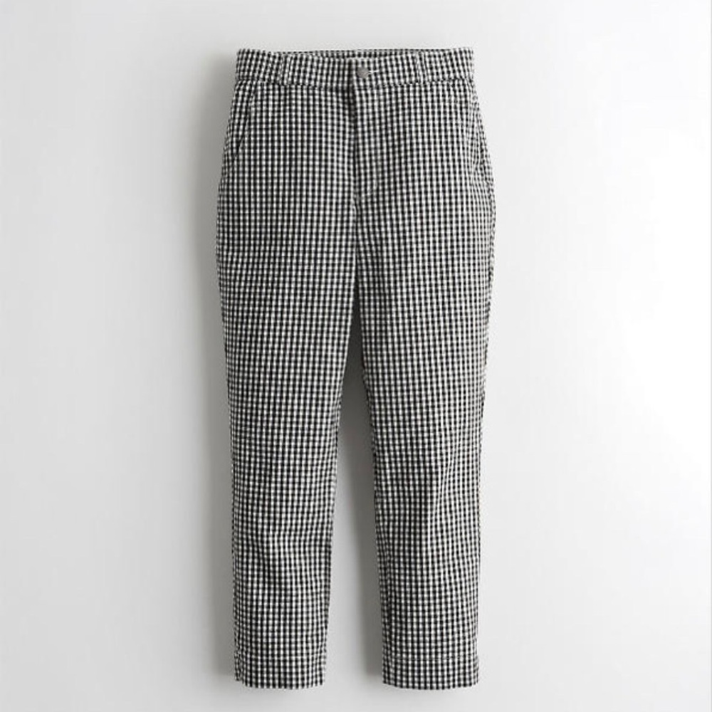 Stretch Ultra High-Rise Cropped Black Plaid Pants